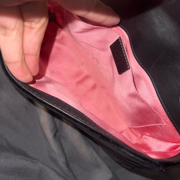 Gucci purse - Picture 2 of 6